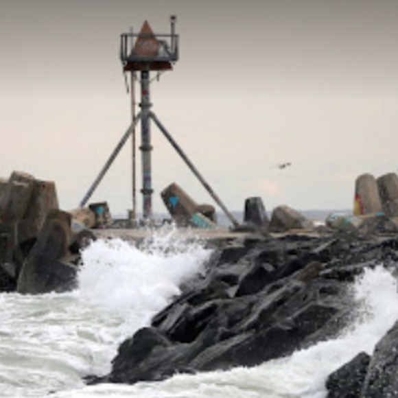 Meet your Posher, Deirdre - Picture 1 of 1